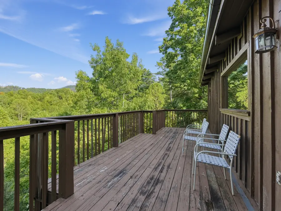 3639 Moonshine Way, Gatlinburg, TN 37738 - #3