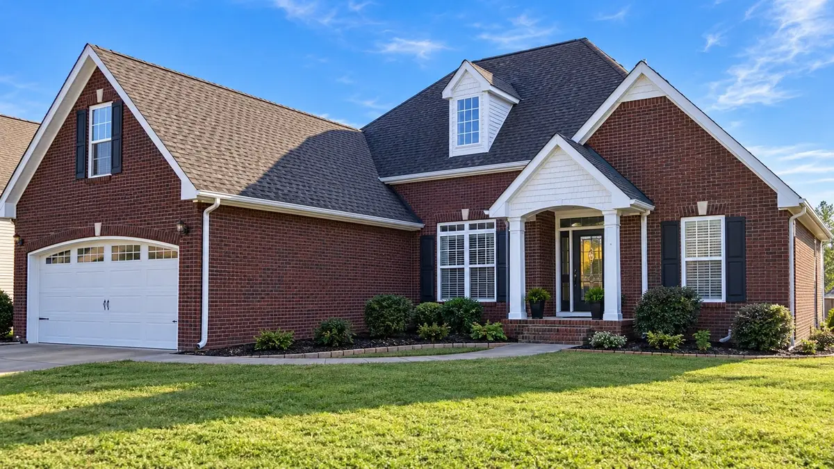 724 Cavalier Dr, Clarksville, TN 37040 - #1
