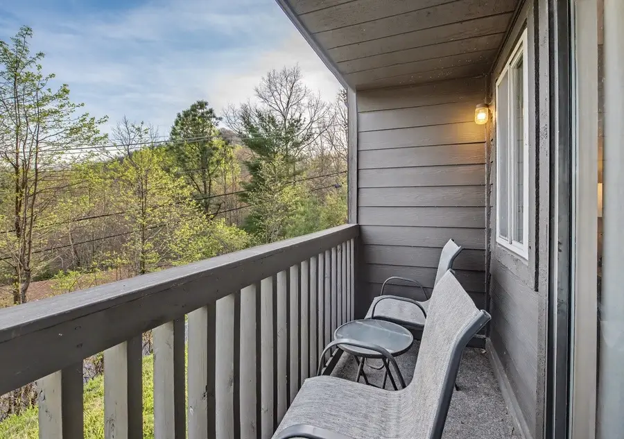1380 Ski View Dr #2102, Gatlinburg, TN 37738 - #3