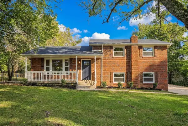 310 Rue Le Mans Dr, Clarksville, TN 37042