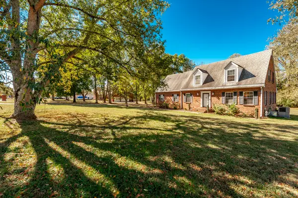 552 Hollerman Ln, Gallatin, TN 37066