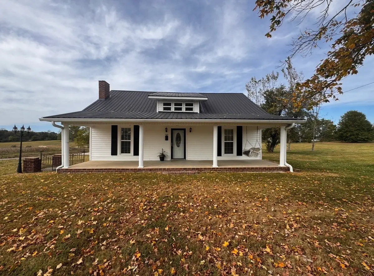 1100 Harve Brown Rd, Bethpage, TN 37022 - #1