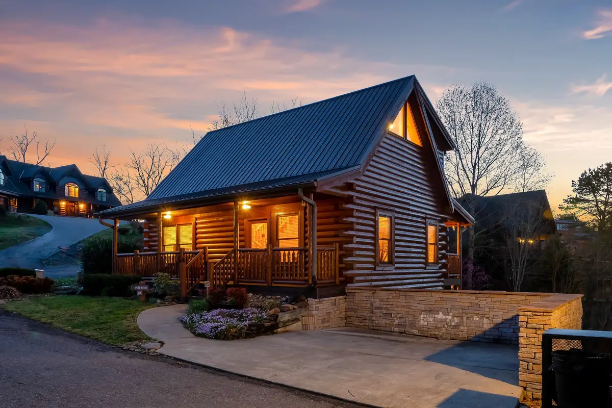 318 Alpine Mountain Way, Pigeon Forge, TN 37863 - #1
