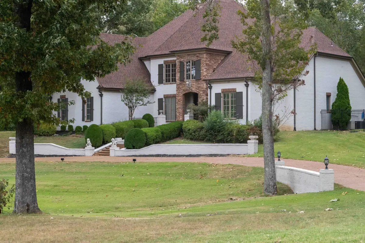 224 S Monterey Farms Cv, Collierville, TN 38017 - #1