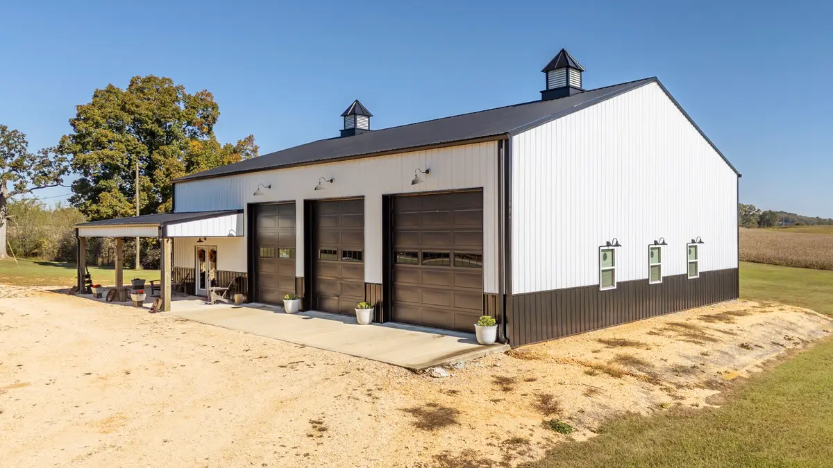 30 Senator Cobb Rd, Clifton, TN 38425 - #1