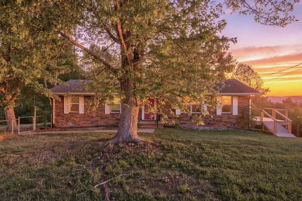 190 Adkins Lane, Trenton, GA 30752