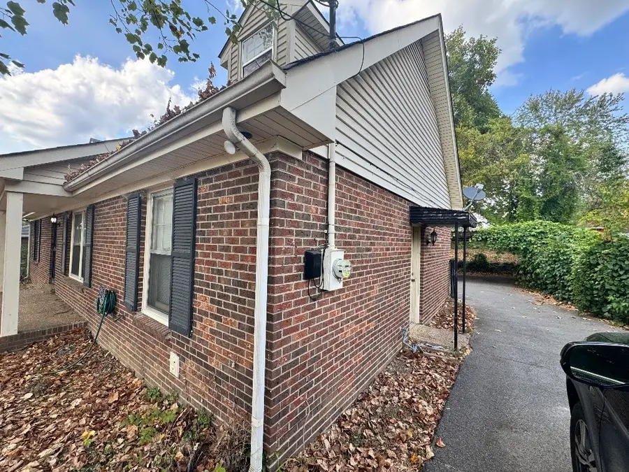 718 Dutchmans Ct, Hermitage, TN 37076 - #2