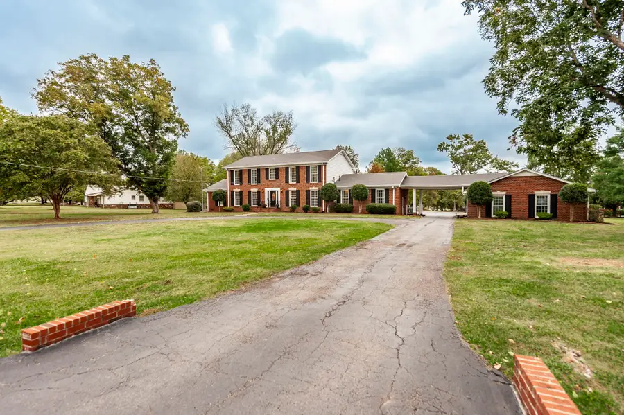 1781 Hickory Trace Dr, Gallatin, TN 37066 - #2