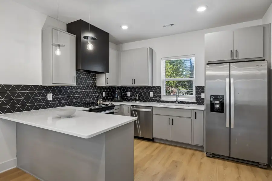 641 Markham St, Nashville, TN 37214 - #3