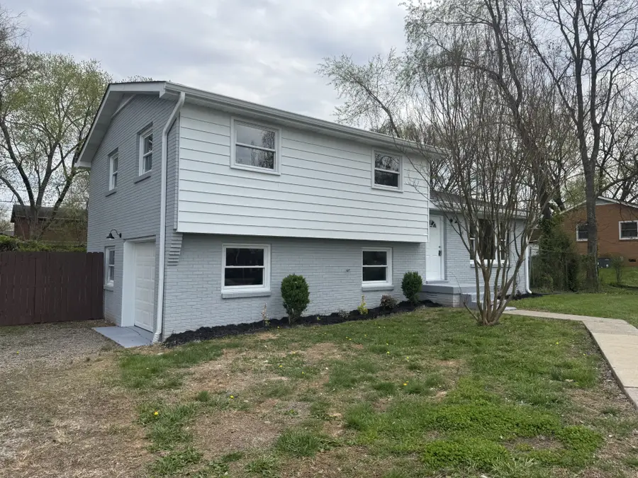 204 Morningside Dr, Clarksville, TN 37042 - #2