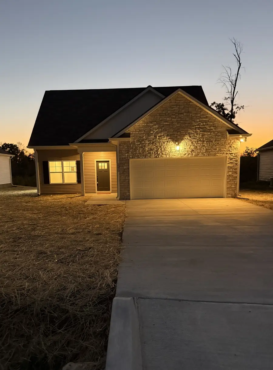1210 Euclid Dr, Murfreesboro, TN 37127 - #2