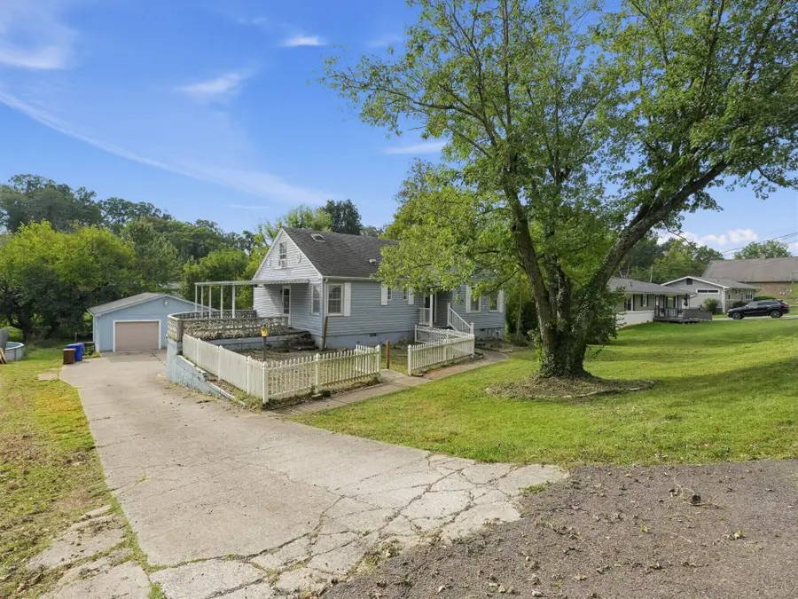 1404 Charles Dr, Knoxville, TN 37918 - #3