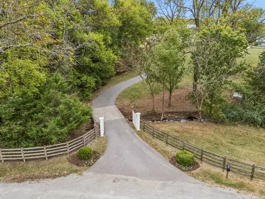 2665 Davidson Rd, Culleoka, TN 38451 - #2
