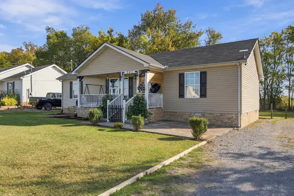 203 Beechwood Ln, Shelbyville, TN 37160