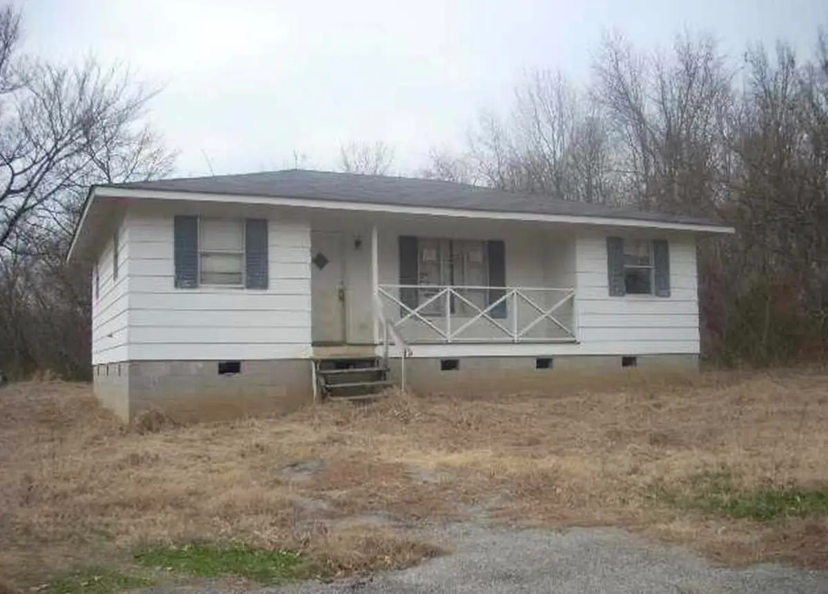 5349 Hillbrook Rd, Memphis, TN 38109 - #1