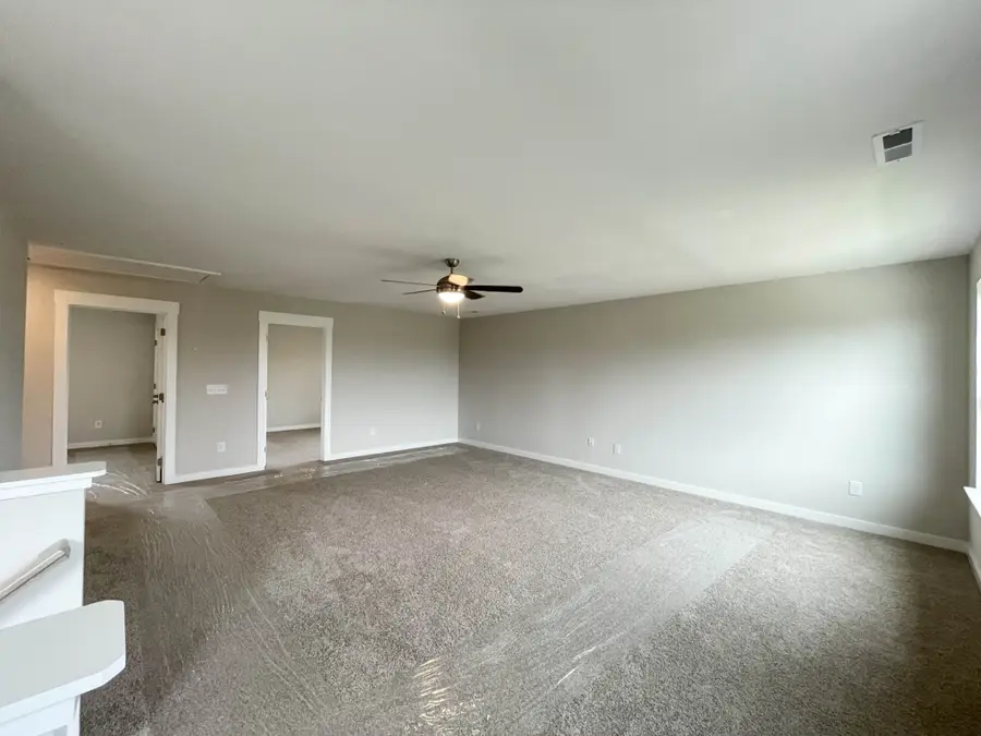 121 Harlinsdale Blvd, Gallatin, TN 37066 - #2