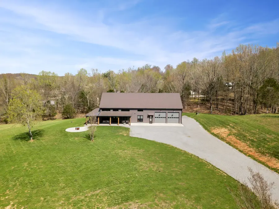 156 Junction Dr, Cadiz, KY 42211 - #2
