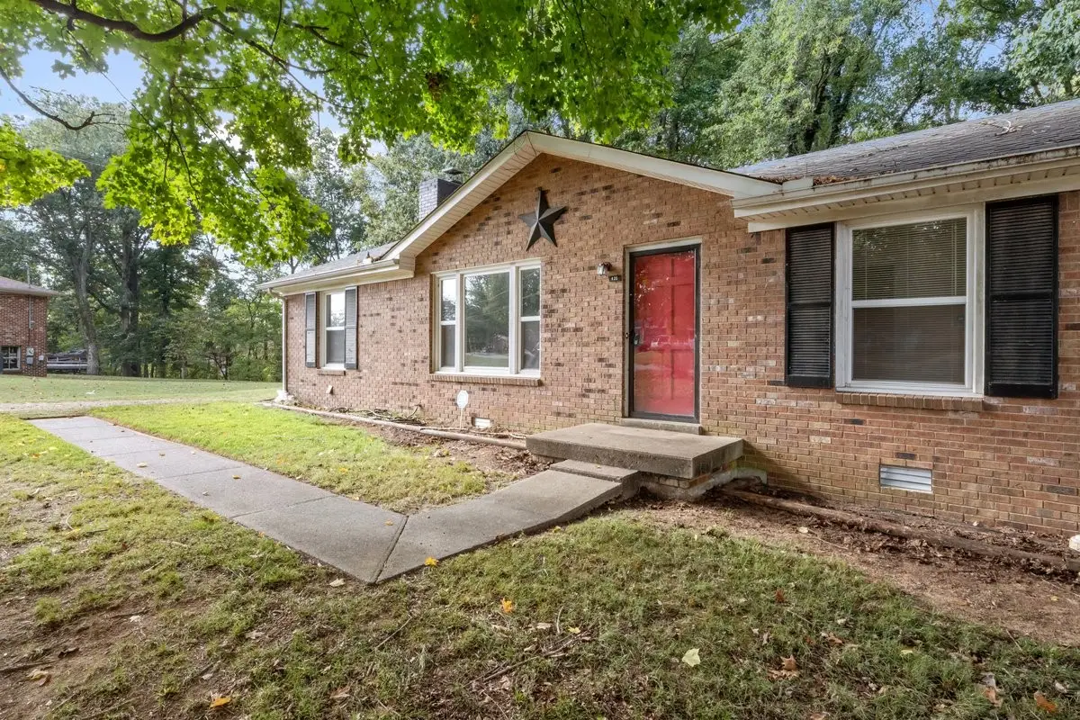 420 Parker Dr, Clarksville, TN 37042 - #1