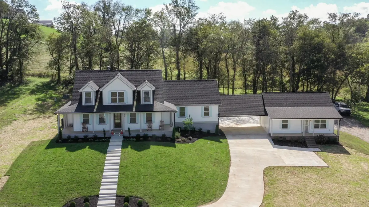 6720 Polk Ln, Columbia, TN 38401 - #1