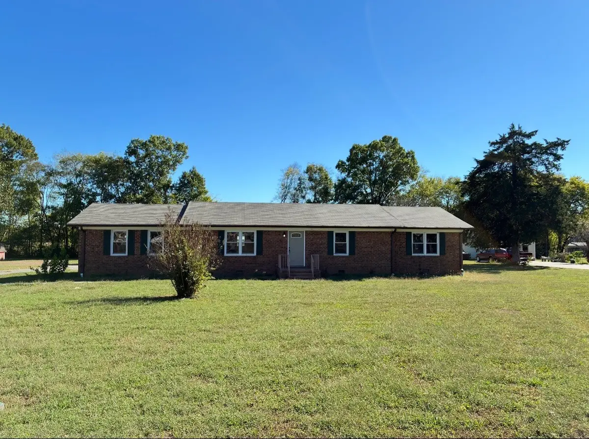 2518 Mullinswood Rd, Shelbyville, TN 37160 - #1