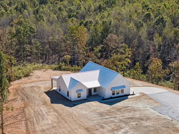 2485 Hwy 438, Centerville, TN 37033