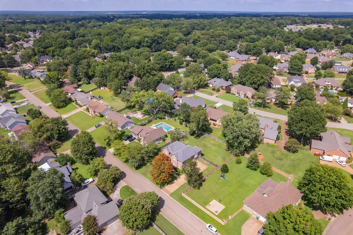 128 Glenwood Dr, Jackson, TN 38305 - #1