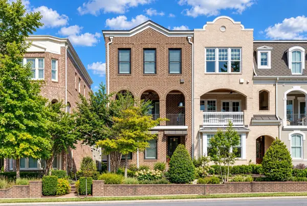3608D West End Ave, Nashville, TN 37205
