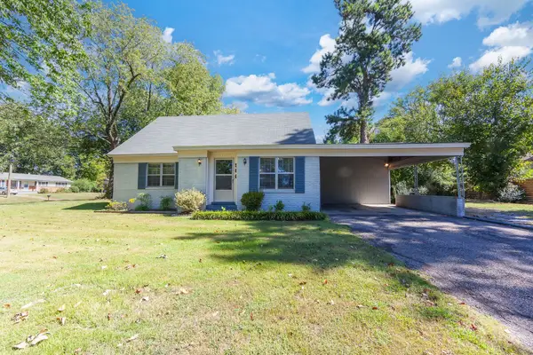 566 Pearson Dr, Jackson, TN 38305