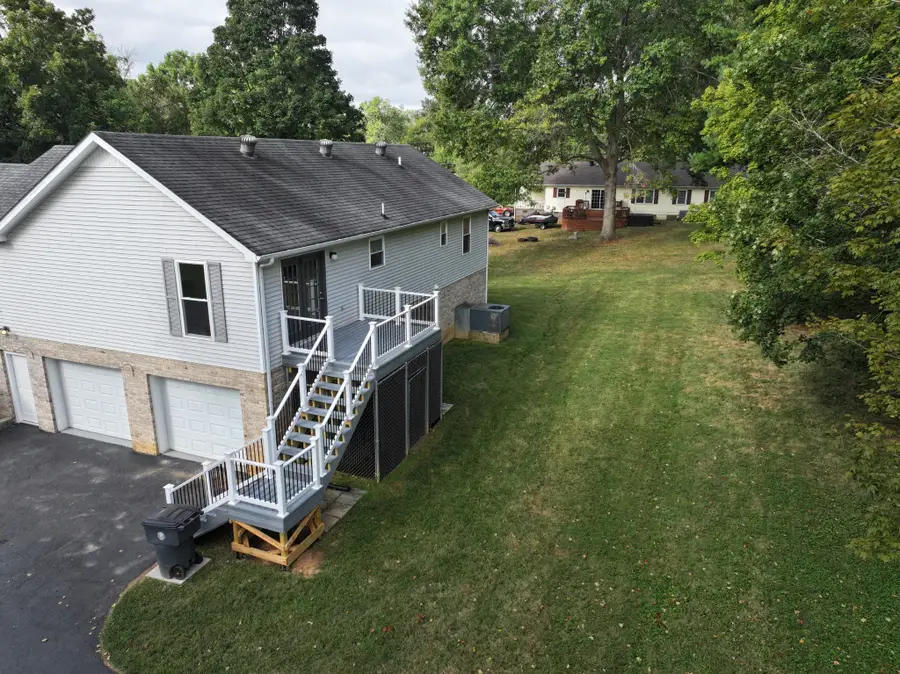 836 Navajo Trl, McMinnville, TN 37110 - #3