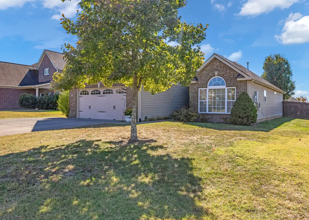 489 Callie Ave, Gallatin, TN 37066 - #1
