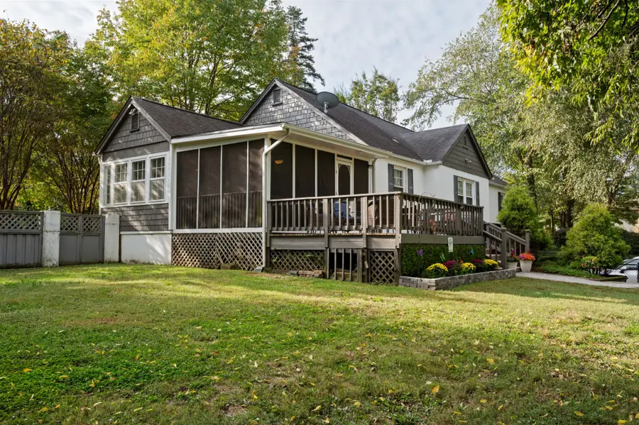 1103 Cedar Ln, Knoxville, TN 37912 - #2