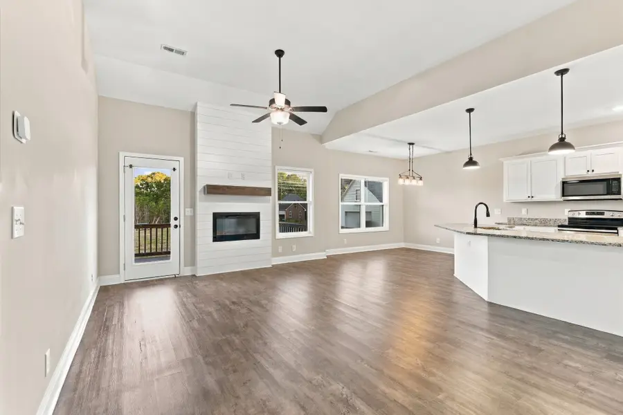332 Brandywine Ln, Springfield, TN 37172 - #2