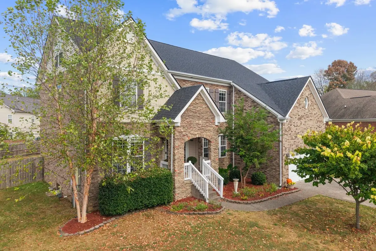 1021 Queens Pl, Spring Hill, TN 37174 - #1