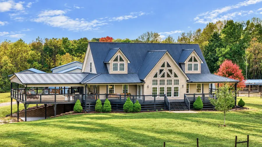 1633 Squire Lyles Rd, Scottsville, KY 42164 - #2