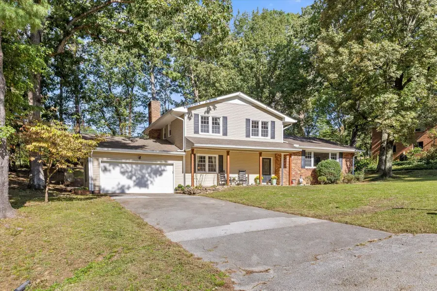 205 Inverness Drive, Signal Mountain, TN 37377 - #2