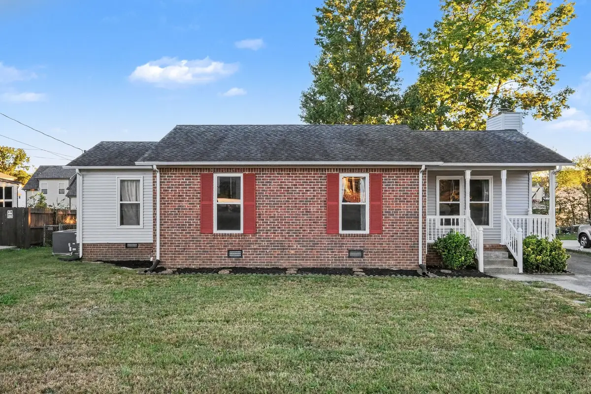 621 Blake Moore Dr, La Vergne, TN 37086 - #1