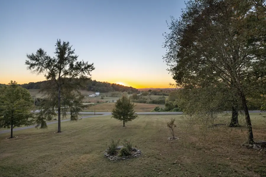 987 Mount Olivet Rd, Columbia, TN 38401 - #3
