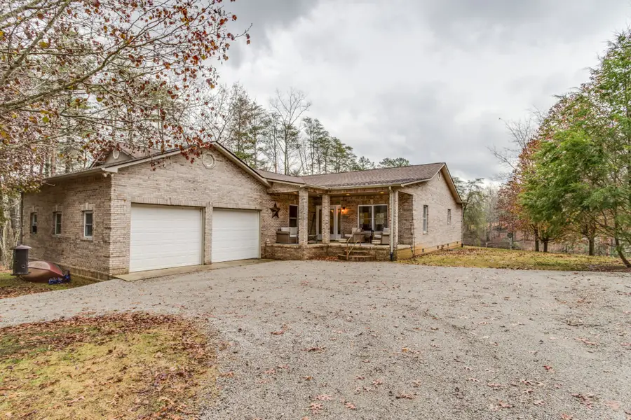 374 Eagle Lake Rd, Coalmont, TN 37313 - #2