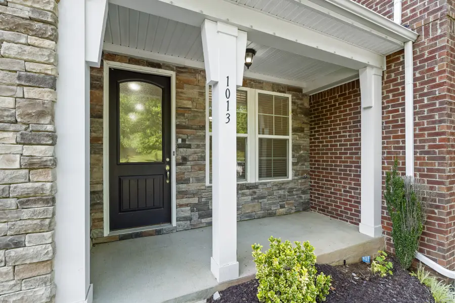 1013 Livingstone Ln, Mount Juliet, TN 37122 - #2