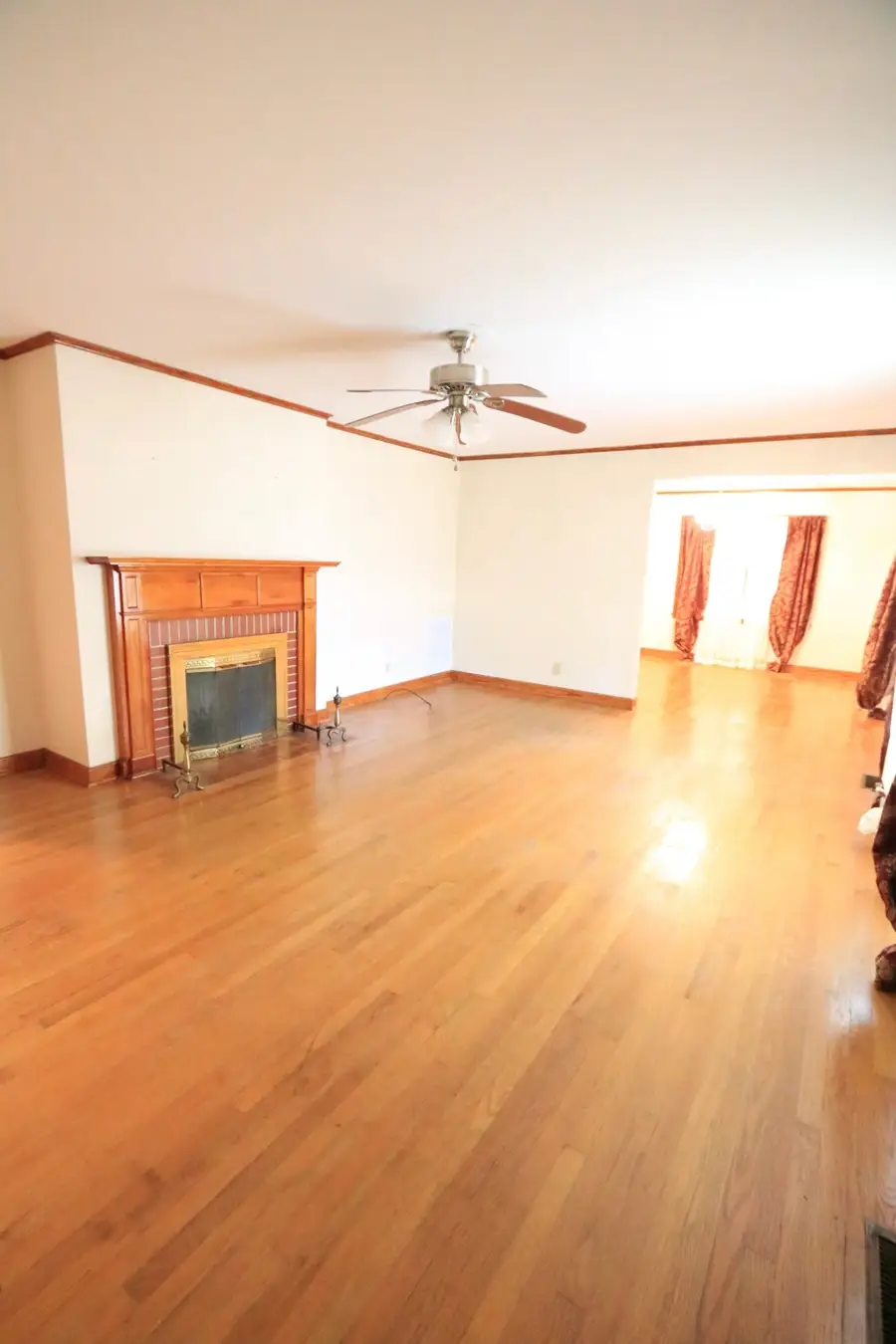 1686 Campbell St, Jackson, TN 38305 - #3