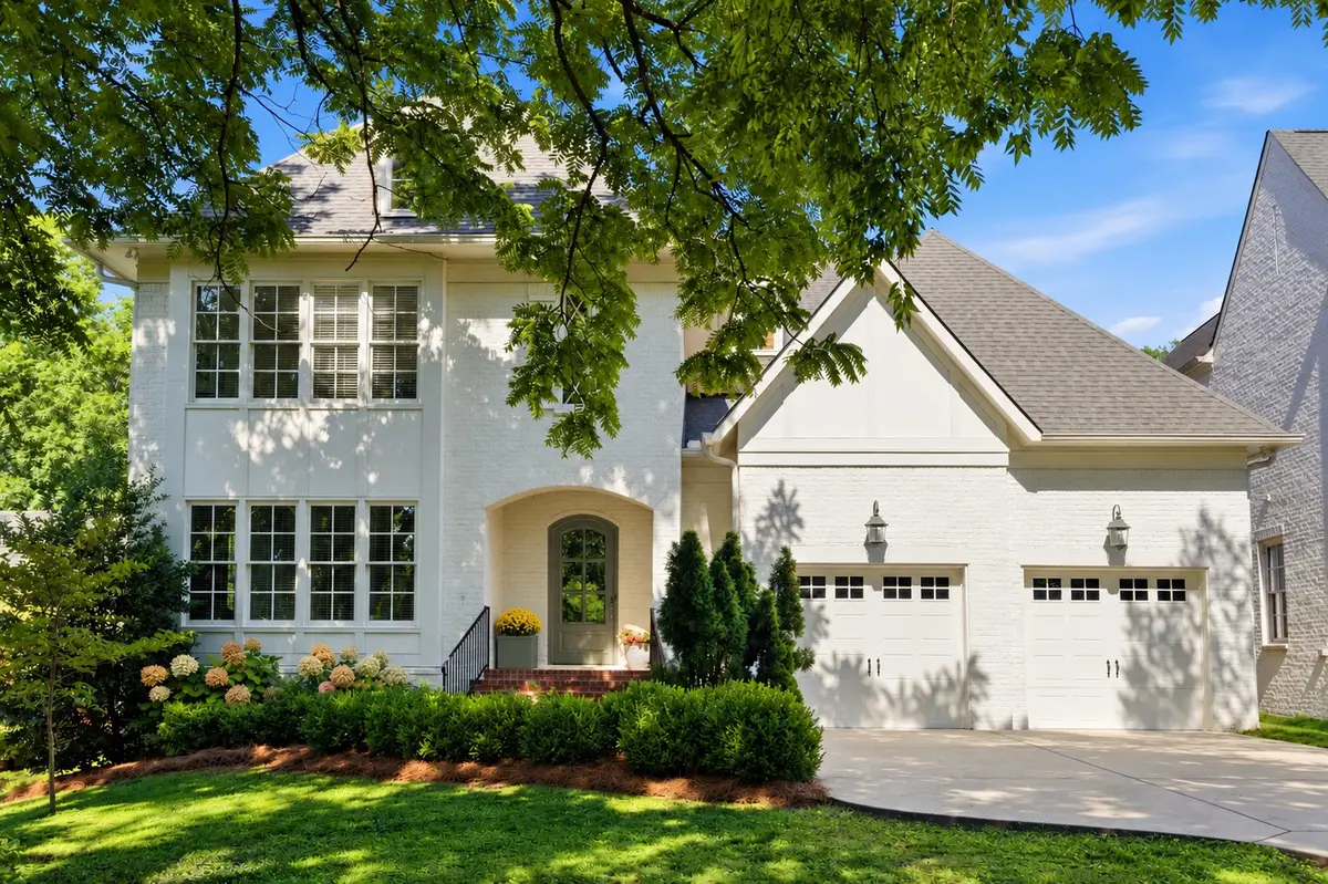 704A Crescent Rd, Nashville, TN 37205 - #1