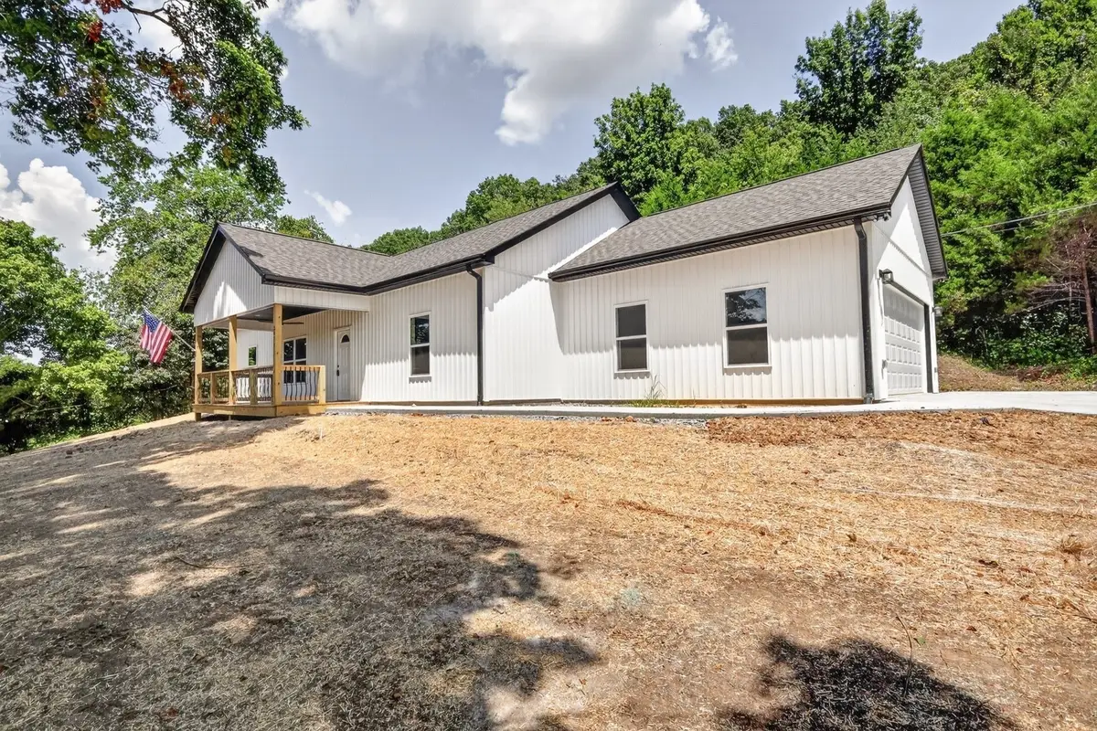 5071 Campbellsville Pike, Culleoka, TN 38451 - #1