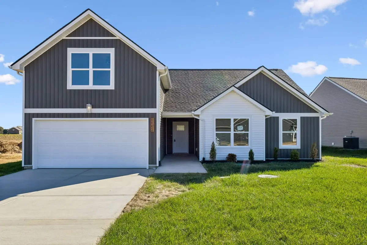 1226 Heflin St E, Cedar Hill, TN 37032 - #1