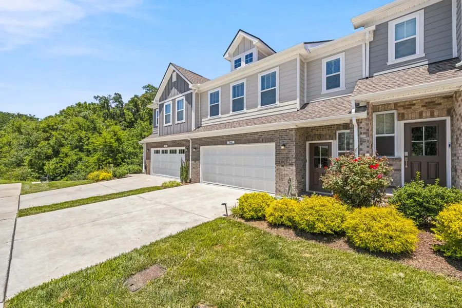 2062 Township Dr, Franklin, TN 37064 - #2
