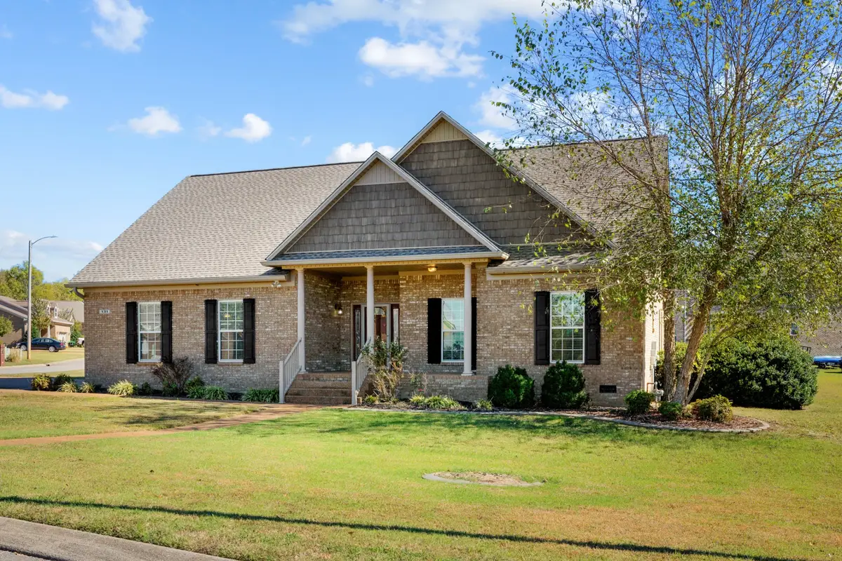 131 Hunters Glen Dr, Columbia, TN 38401 - #1