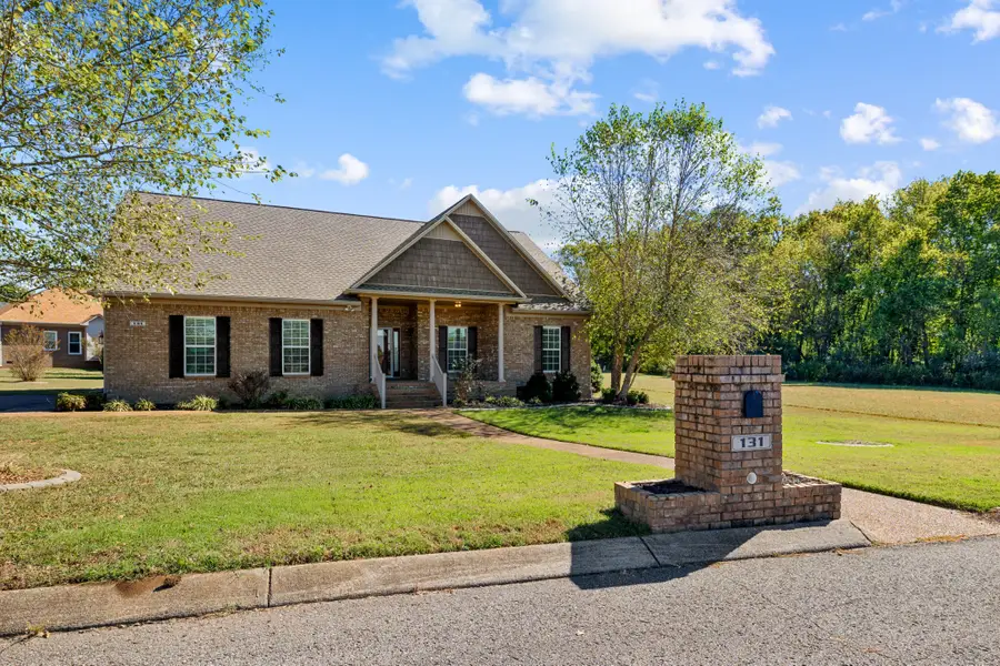 131 Hunters Glen Dr, Columbia, TN 38401 - #3