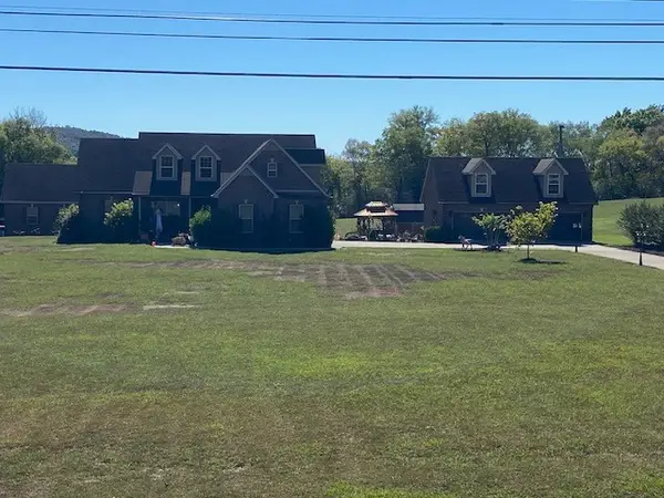2686 Hwy 64 E, Wartrace, TN 37183