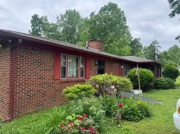 2168 Jefferson Rd, Smithville, TN 37166