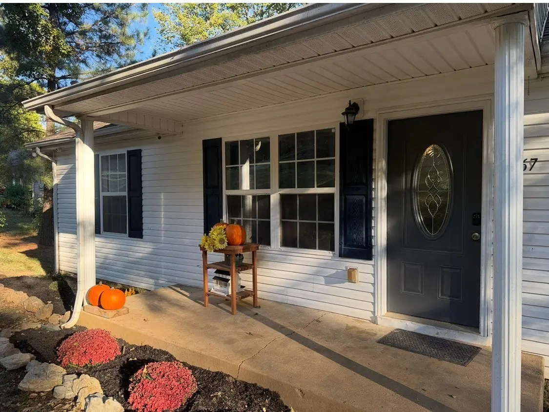 2067 Sugar Tree Dr, Lewisburg, TN 37091 - #1