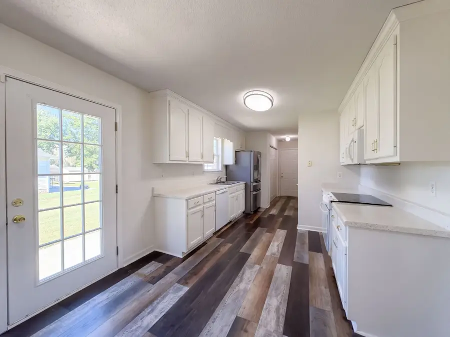 2319 Forrest Fields Dr, Chapel Hill, TN 37034 - #2